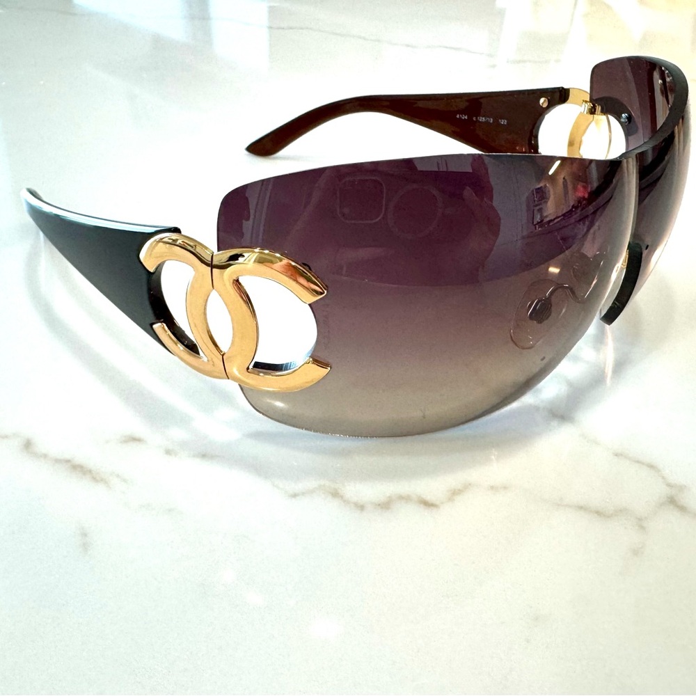 Chanel Vintage Sunglasses Shield 4124 in Brown/Gold Oversized Interlocking CC